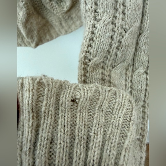 Abercrombie cable knit babydoll top - Picture 5 of 5